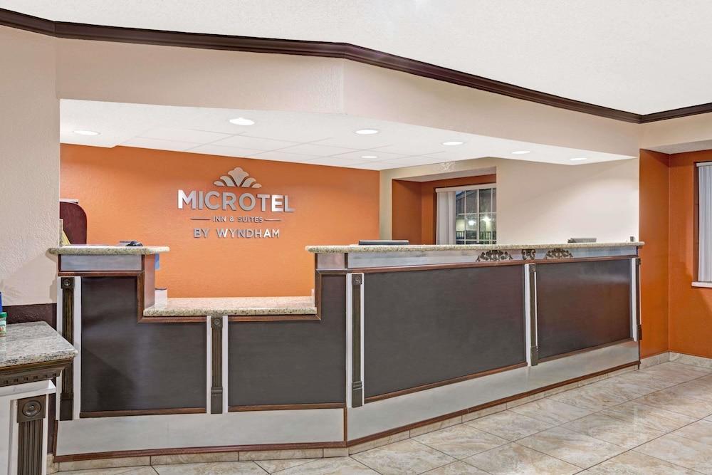 Microtel Inn & Suites By Wyndham Houston/Webster/Nasa/Clearlake Nassau Bay Екстер'єр фото